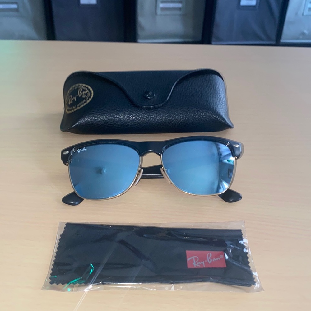 Ray-Ban Sunglasses
